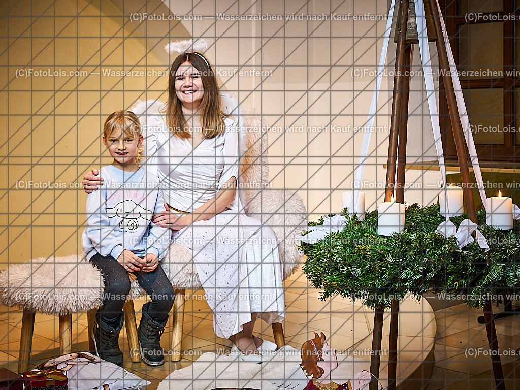 7856_Christkind_Sternenhaus | Hochzeitsfotograf mit dem Blick für´s Wesentliche, Firmung, Erstkommunion, Firmenfeiern, Sportfotoservice, Reproduktionen, Konzertfotografie, Pressefotografie, Luftbildfotografie, Innenarchitektur, Werbefotografie, Sponsoren-Livebildfotografie.