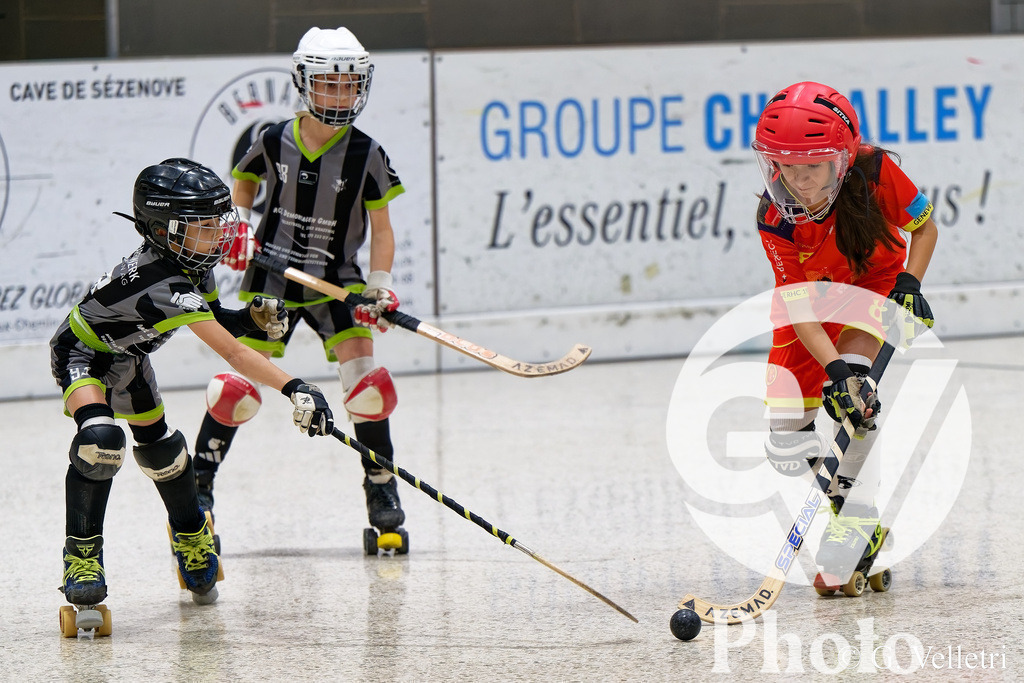 Super League  - Servette FC  v FC Zurich  | during the Super League  game between Servette FC  and FC Zurich  at Stade de Geneve  in Lancy , Switzerland 