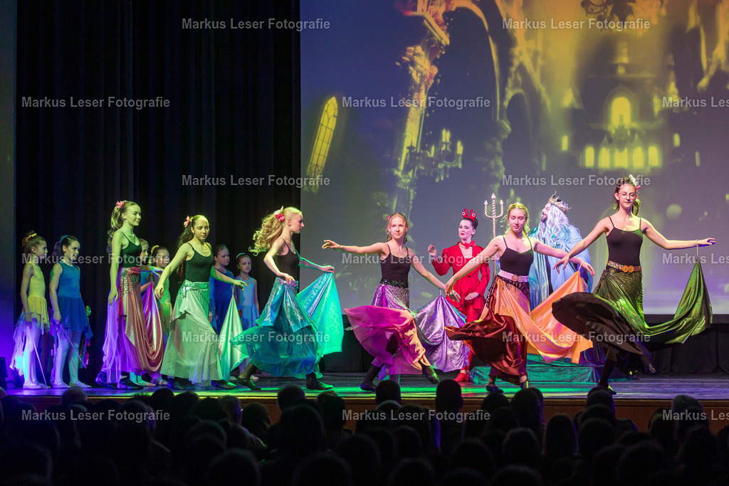 mlBallettFr-7245 | Markus Leser Fotografie - Realisiert mit Pictrs.com