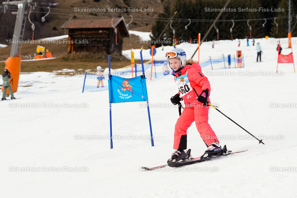 SRF_02.01.2026_1170 | Skirennfotos,Serfaus,Fiss,Ladis,Kinderskirennen,Winter,Tirol,Oberland,skirace,SFL,feelfree,weil wir's genießen,ski,Ski,skifahren,Sonnenplateau, - Realisiert mit Pictrs.com