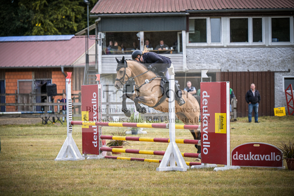 DOS_0477 | Entdecke hochwertige Reitturnierfotos von Foto Oger. Professionell, emotional und authentisch – jetzt Lieblingsmomente im Shop bestellen.Deutschlandweite Turnierfotografie. - Realisiert mit Pictrs.com