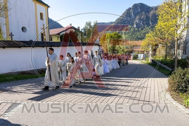 MAE-pic_3063 | Der online Fotoshop des Inzeller Fotografen MAE - Marc Anton Eicher. Hier können Sie ihre Fotos und Stockfotos online bestellen als Download oder als Ausdruck, der ihnen bequem nach Hause geschickt wird.
Ihr Marc Anton Eicher - der Inzeller Fotograf - Realisiert mit Pictrs.com