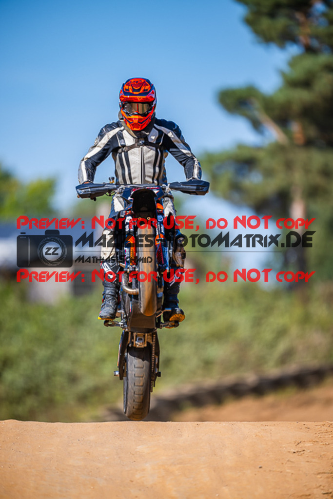 MaZZes_FotoMatrix_230916_1713 | S4