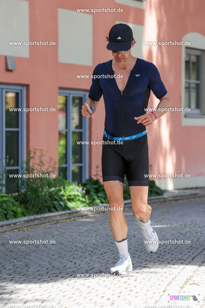 KSZ_7355 | Stadttriathlon Erding 2025. #yourpictrs #sportshot_your_pictrs @Sportshotphotography #stadttriathlonerding Copyright: www.sportshot.de