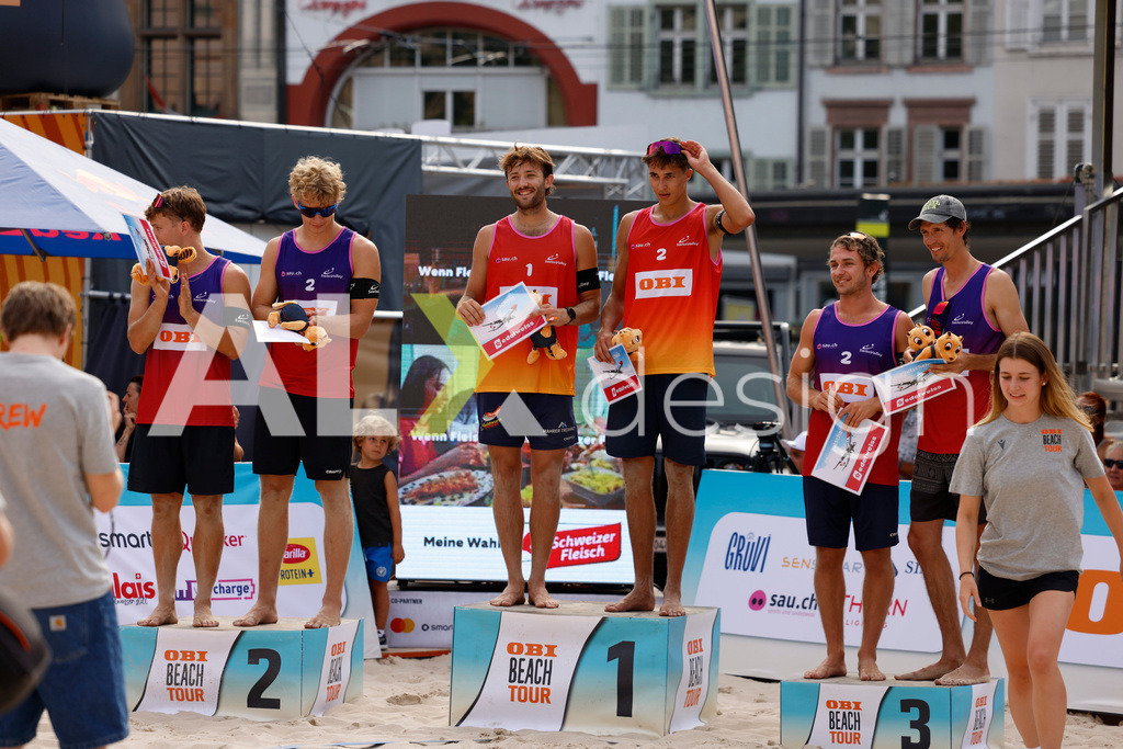 Obi BeachTour 2026 - Basel | BASEL, SWITZERLAND - JULY 19: LEO DILLIER (SUI) and LUC EMANUEL FLÜCKIGER (SUI) during the Obi BeachTour 2026 celebration at Barfüsserplatz on July 19, 2026 in Basel, Switzerland. - Realisiert mit Pictrs.com