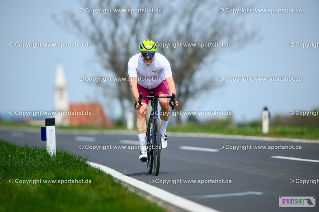 187_TRA56300 | Neusiedlersee Radmarathon 2026@sportshot_your_pictrs #yourpictures#roadtowm2029 #nrm #neusiedlerseeradmarathon #neusiedlersee #neusiedlerseetourismus #burgenland #mörbisch #nrm26 #burgenlandtourismus #voglundco #poweredbyburgenlandtourismus #radsport #rad #marathon #ucigranfondo #visitburgenland #ucigranfondoworldseries