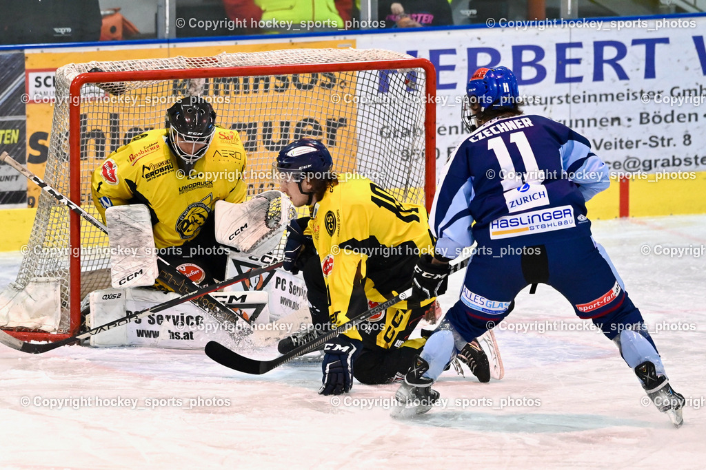 ESC Steindorf vs. EC Hornets Spittal 25.2.2024 | #1 Zauchner Rene EC Hornets Spittal, #10 Ortner Philipp EC Hornets Spittal, #11 Czechner Sandro ESC Steindorf, ESC Steindorf vs. EC Hornets Spittal 25.2.2024, ESC Steindorf vs. EC Hornets Spittal 25.2.2024 am 25.02.2024 in Steindorf (Ossiachersee Halle), Austria, (Photo by Bernd Stefan)
