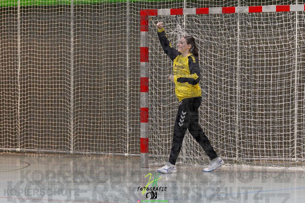 Hessenmeisterschaft wJC - Spiel um Platz 3; TuS Kriftel - SG Schenklengsfeld | Hessenmeisterschaft wJC - Spiel um Platz 3; TuS Kriftel - SG Schenklengsfeld am 22.03.2025 in Biedenkopf (Sporthalle Lahntalschule)Photo © 2025 - Jörg Heinrich - Realisiert mit Pictrs.com