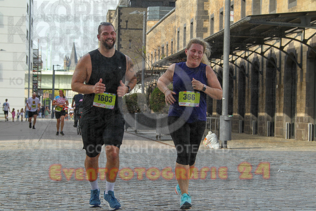 250920_1539_EV4_9388 | Sportfotografie im Rhein-Sieg Kreis, Köln, Bonn, NRW, Rheinland Pfalz, Hessen, etc. Unser Tätigkeitsfeld umfasst den Laufsport vom Volkslauf über den Marathon, Duathlon, Triathon bis zum Ultralauf wie Kölnpfad Ultra oder Schindertrail.