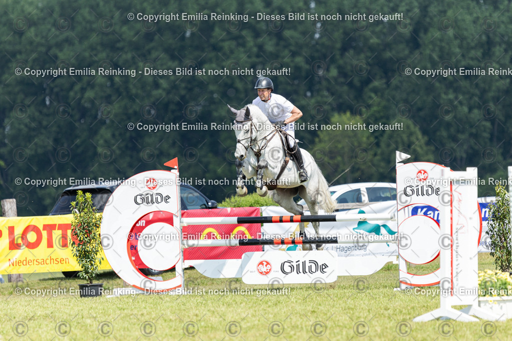 CL5A8800 | Emilia Reinking Fotografie - Realisiert mit Pictrs.com