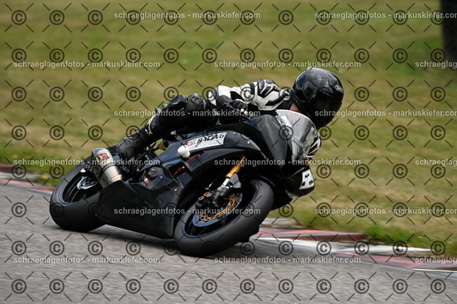 25bt02-0478 | markuskiefer.com - Realisiert mit Pictrs.com