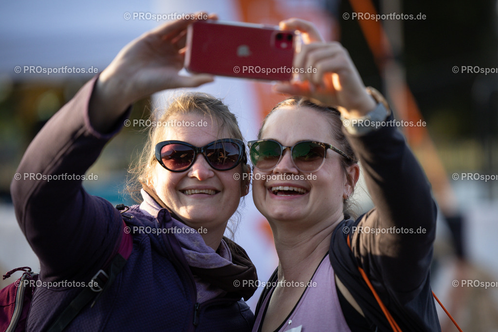 20. OBI Nachtlauf des ASV Koeln, 17.05.2023 | Koeln, 17.05.2023: Impressionen vom 20. OBI Nachtlauf des ASV Koeln rund um den Tanzbrunnen. Foto: Beautiful Sports Pressefotoagentur (www.beautiful-sports.com)