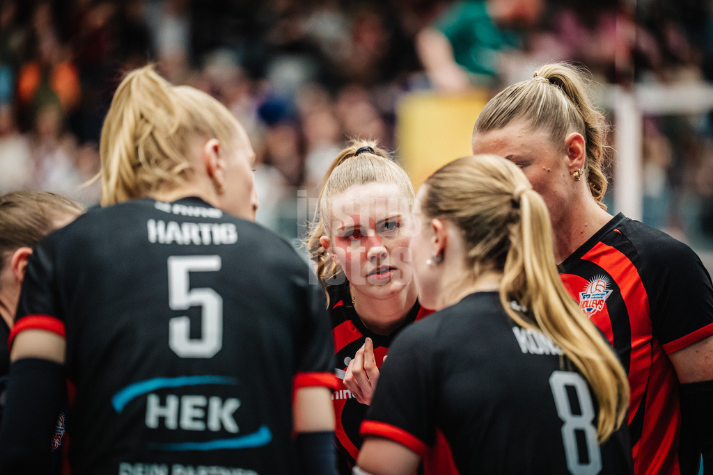 Volleyball | Frauen | Saison 2025/2026 | Volleyball Bundesliga | ETV Hamburger Volksbank Volleys vs. VC Wiesbaden | 14.03.2026 | Alexa Sophie Thaden (#15, ETV Hamburger Volksbank Volleys)