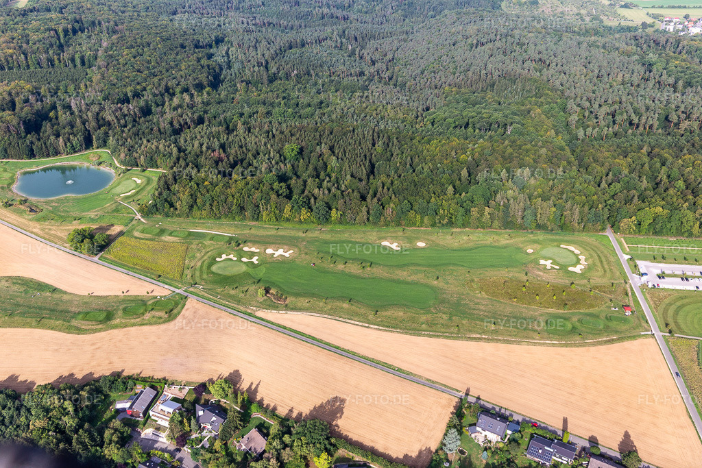 Luftbild: Golfclub Schloss Kressbach im Ortsteil Kreßbach in Tübingen im Bundesland Baden-Württemberg in Deutschland. Foto: IMG_008674.jpg vom 27.08.2020 durch Werner Riehm/FLY-FOTO.de