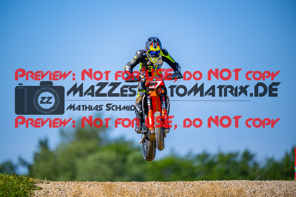 MaZZes_FotoMatrix_230527_1857 | S4