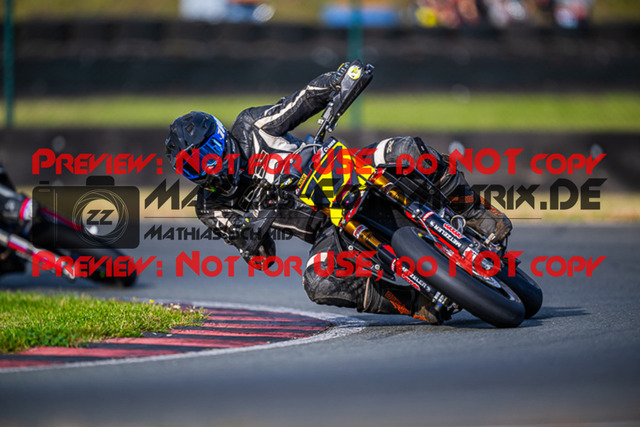 MaZZes_FotoMatrix_230930_8880 | S1