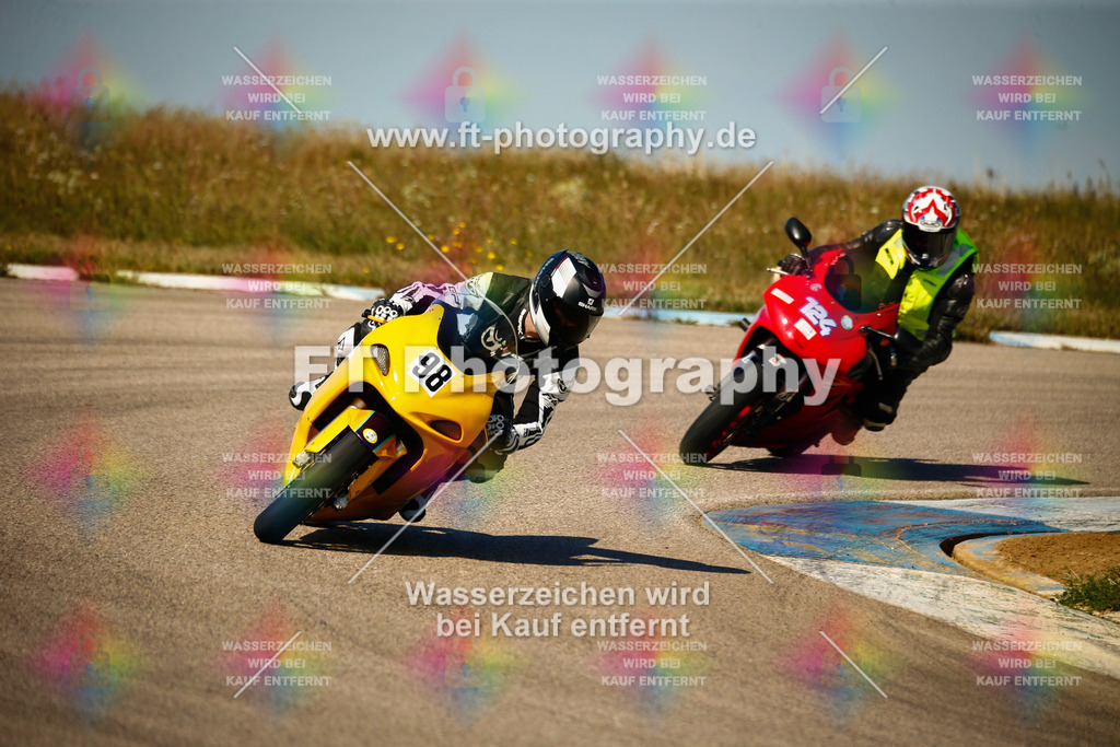 _MOT9007 | Hier findet Ihr Bilder von Touristenfahrten auf der Nürburgring Nordschleife oder von anderen Veranstaltungen die ich besucht habe. Viel Spass beim Durch Schauen 