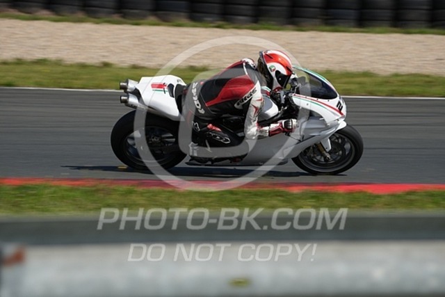 2024_07_08_PBK_54513 | Sportfotografie; SlowMotion; Video; Rennstrecke; Hafeneger; Speer; Racing; RSE; BMW; CBO; Trackday; Motorsportarena; Hockenheimring; Brno; Most; Barcelona; Valencia