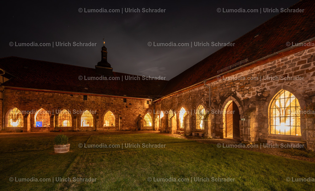 10049-13876 - Kloster Michaelstein bei Blankenburg | Stockfoto und Bilderpool mit Bildmaterial aus Deutschland, dem Harz, Halberstadt, Quedlinburg, Wernigerode und weltweit. Qualitativ hochwertige und professionelle Fotos anschauen und kaufen. - Realisiert mit Pictrs.com
