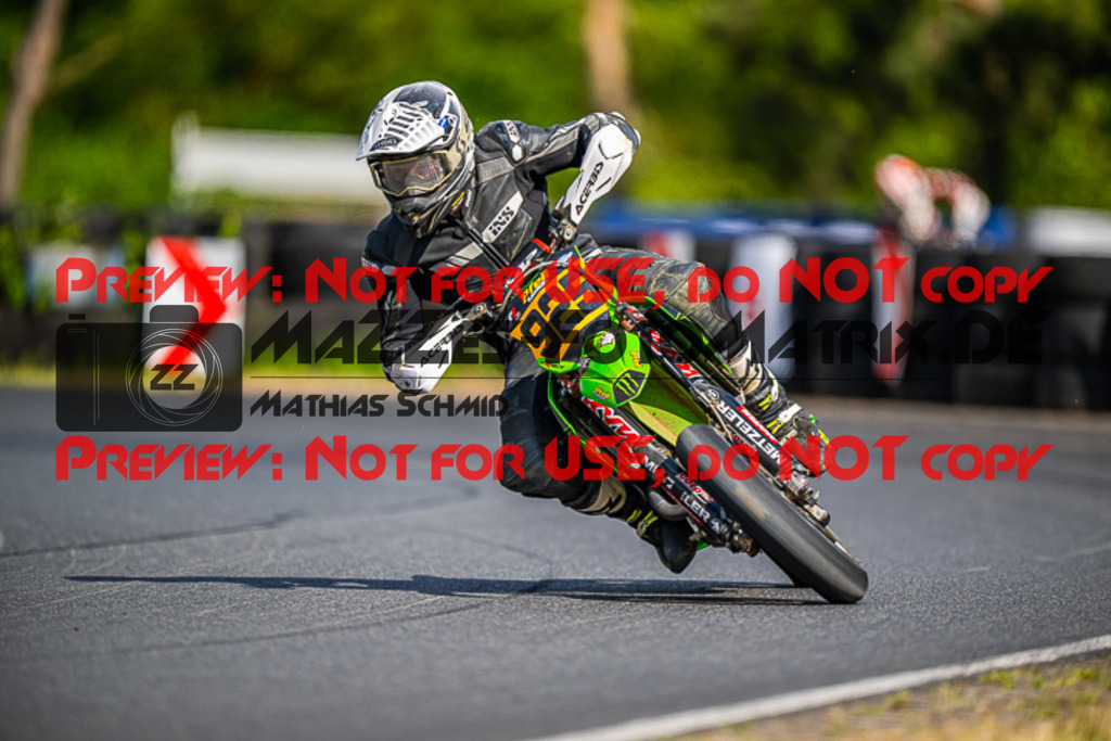 MaZZes_FotoMatrix_220528_3273 | Fotograf Mathias Schmid
Sportfotograf,
Eventfotograf,
Hochzeitsfotograf,
Portraitfotograf