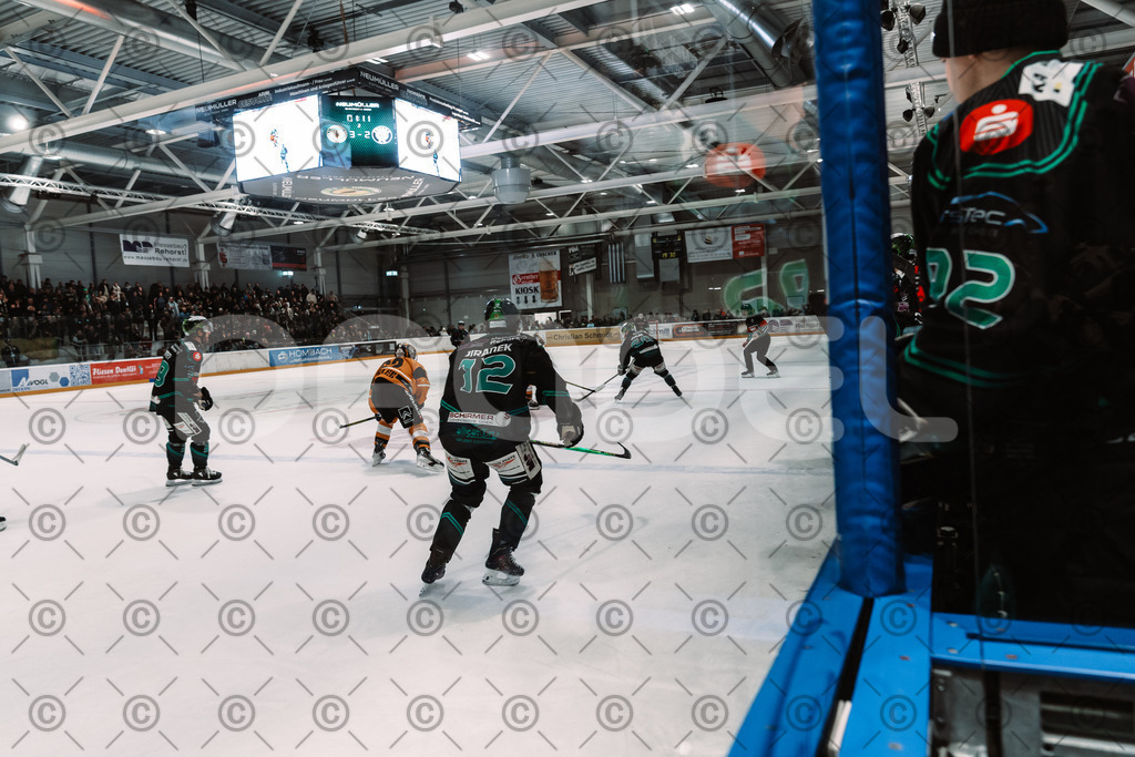 Alligators_vs_Fuessen_26.10.2025-088 | Höchstadt Alligators Fotogalerie: Eishockey-Action aus Franken. Professionelle Spielfotos, Portraits & Stadionbilder zum Download. Jetzt entdecken! - Realisiert mit Pictrs.com