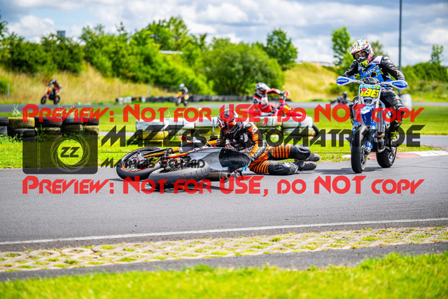 MaZZes_FotoMatrix_240713_6021986_7638 | S2