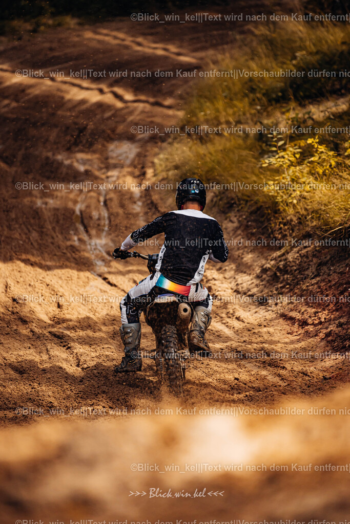 E68A8001 | blick_win_kel