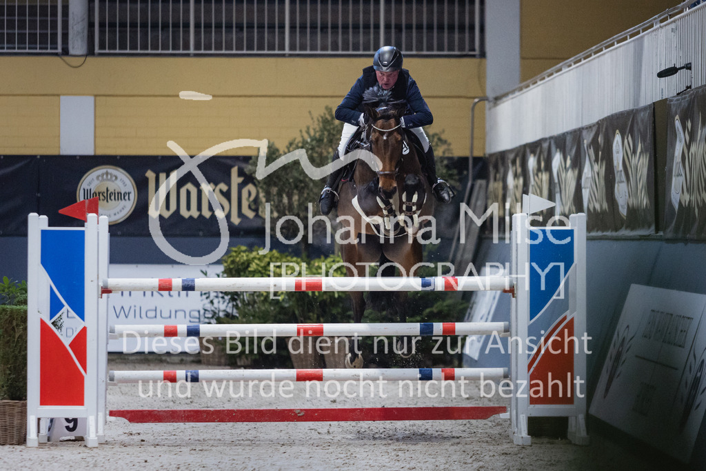 221216_Warstein_Youngster-M-403 | Deine schönsten Turniermomente als professionelle Fotos! Entdecke hochwertige Pferdesport-Fotografie im Online-Shop. Jetzt Fotos finden & bestellen!