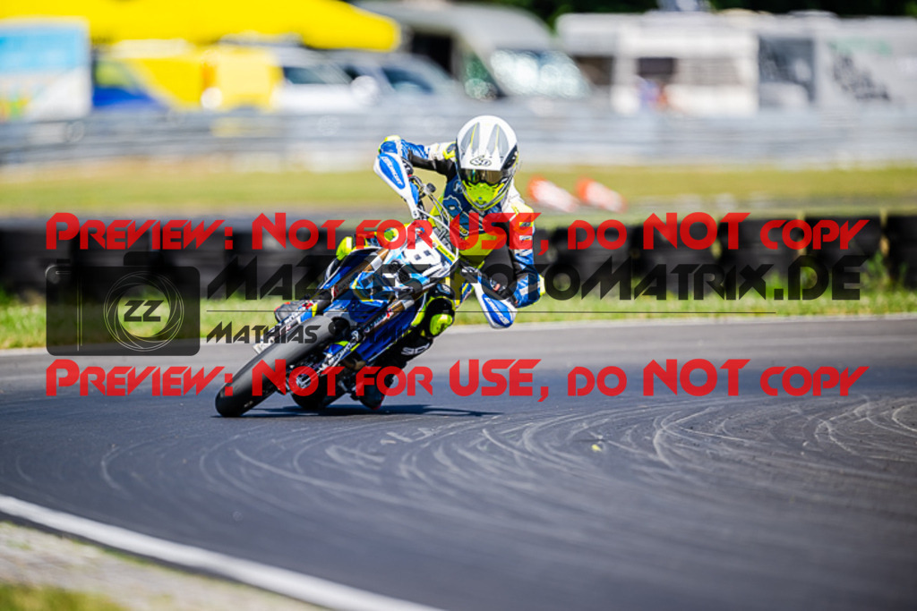 MaZZes_FotoMatrix_220702_3276 | S1