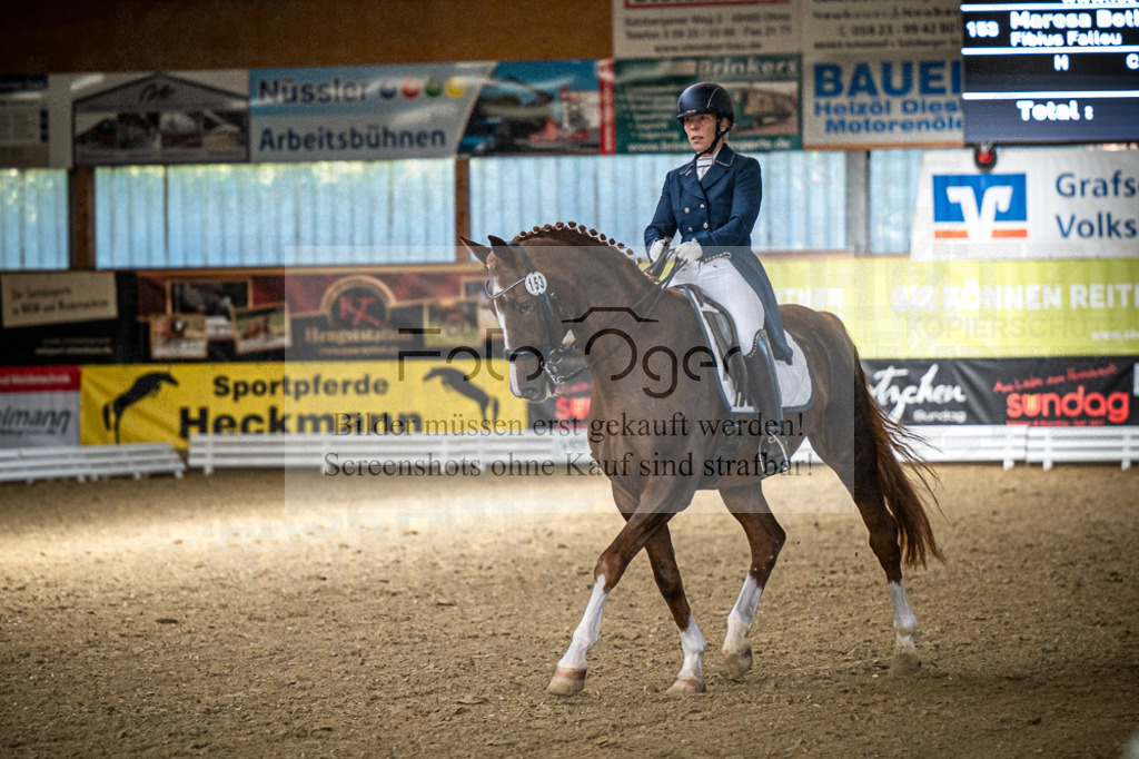 DOS_1862 | Entdecke hochwertige Reitturnierfotos von Foto Oger. Professionell, emotional und authentisch – jetzt Lieblingsmomente im Shop bestellen.Deutschlandweite Turnierfotografie. - Realisiert mit Pictrs.com