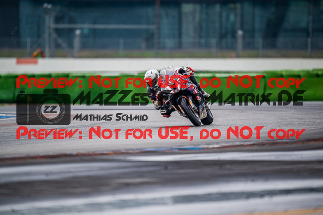 MaZZes_FotoMatrix_220925_6091 | IDM1000