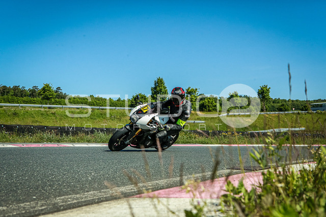0017-250511_BOX-004_17 | Deine Full-Service-Agentur für ✔️Videoproduktionen und ✔️Motorsportfotografie Jetzt Angebot anfragen!