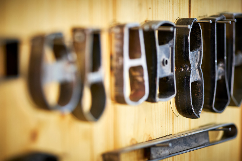 Albert Pattermann Wien | WIen, Austria - February 28, 2020; Albert Pattermann Wien; verschiedene Stanzteile an der Wand hängend. - Realisiert mit Pictrs.com