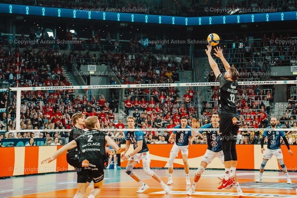 Vollyballpokalfinale 25/26 Mannheim | Zoi DVV Pokalfinale am 28.02.2026 in Mannheim I VfB Suhl LOTTO Thüringen - Allianz MTV Stuttgart I VfB Friedrichshafen - SVG Lüneburg - Realisiert mit Pictrs.com