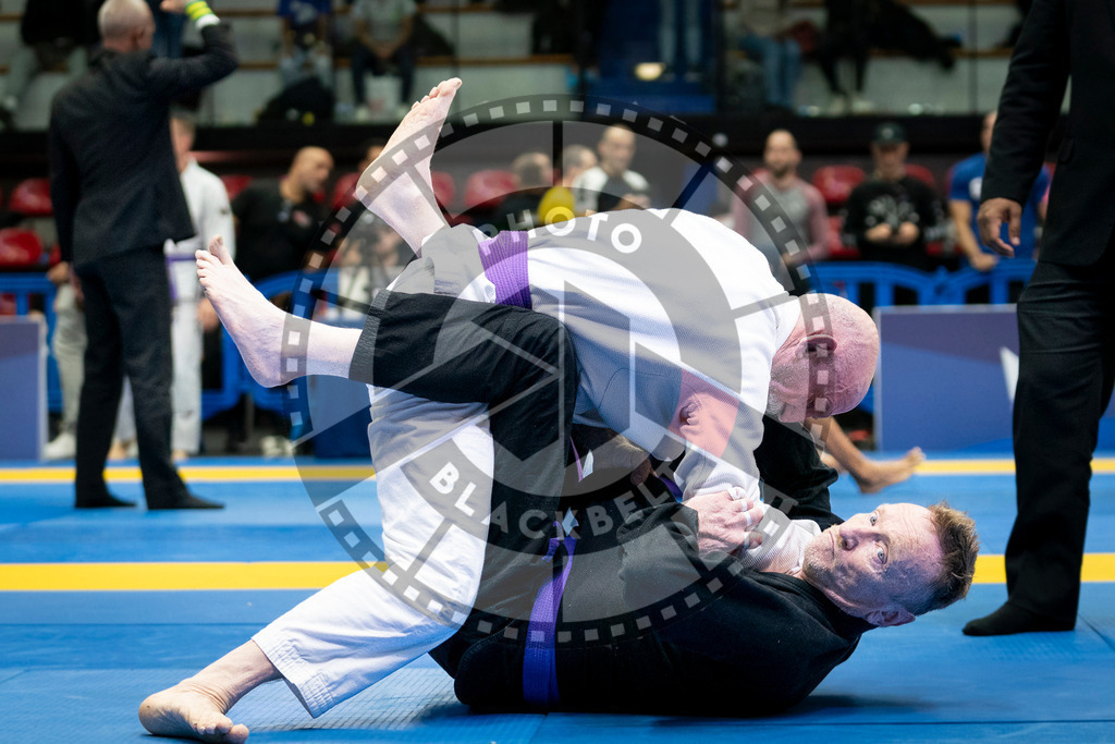 20240125PBB00982 | Fighters compete during the sixth day of the Brazilian Jiu-jitsu European Championship of the IBJJF in Paris, France, on January 25, 2024.