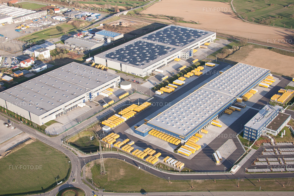 Luftbild: DACHSER Logistikzentrum Karlsruhe GmbH, Malsch in Malsch im Bundesland Baden-Württemberg in Deutschland. – Foto: IMG_56478.jpg vom 14.04.2013 durch Werner Riehm/FLY-FOTO.de – Auflösung des Originals: 4752 x 3168 px