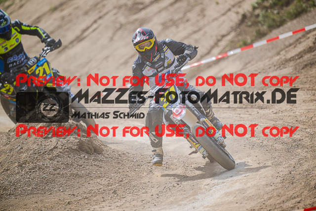 MaZZes_FotoMatrix_220904_0241 | S2