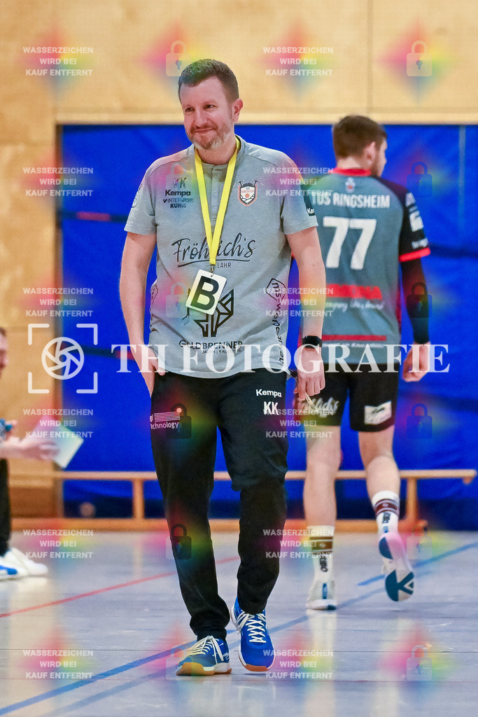 GER, SG Maulburg/Steinen - TuS Ringsheim, Handball, Landesliga Suedbaden, 22. Spieltag, Saison 2024/2025, 23.03.2025 | Gabriel Kaufmann (TuS Ringsheim, #Trainer)GER, SG Maulburg/Steinen - TuS Ringsheim, Handball, Landesliga Suedbaden, 22. Spieltag, Saison 2024/2025, 23.03.2025Foto: TH Fotografie/Thomas Hess