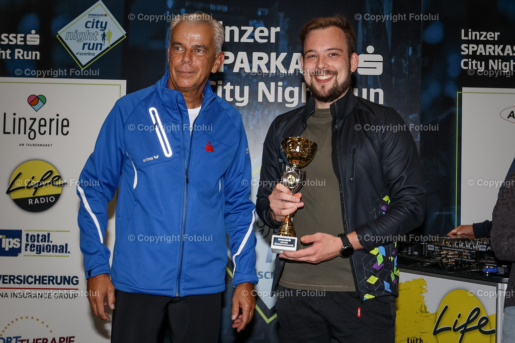 A-BINDER_20220922_0122 | LINZ,  AUSTRIA,22.Sept. 2022 - Night Run, Image shows Night Run.
Photo: Sportmediapics.com/ Manfred Binder