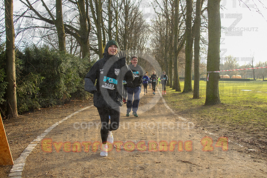 241231_1023_EV4_4122 | Sportfotografie im Rhein-Sieg Kreis, Köln, Bonn, NRW, Rheinland Pfalz, Hessen, etc. Unser Tätigkeitsfeld umfasst den Laufsport vom Volkslauf über den Marathon, Duathlon, Triathon bis zum Ultralauf wie Kölnpfad Ultra oder Schindertrail.