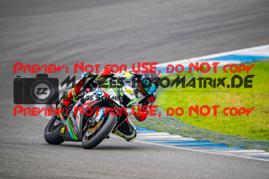 MaZZes_FotoMatrix_240701_6007705_6098 | WEISS