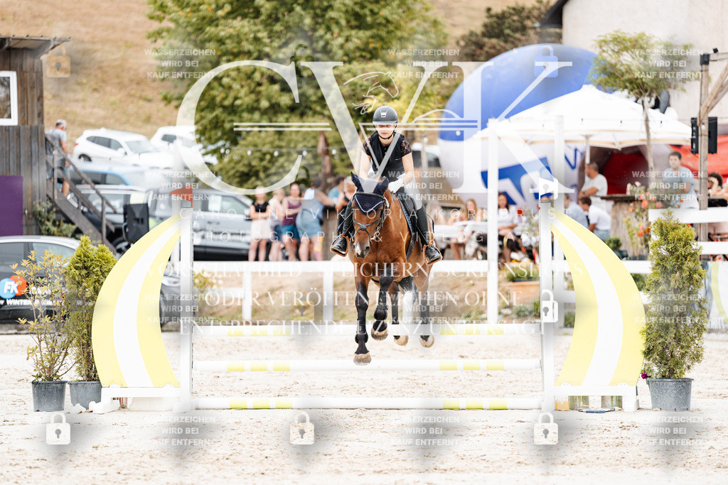 CK908280 | Turnierfotografie Pferdefotografie Trier Rheinland-Pfalz Pferdesport Reitsport Tierfotografie Sportfotografie Pferdevideo Pferdevideografie Equestrianvideography equestrianphotography  - Realisiert mit Pictrs.com