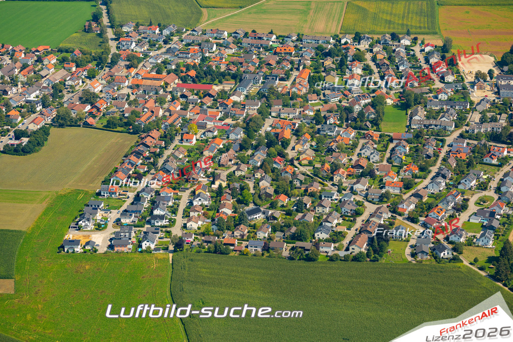 Das Luftbild zeigt :  Anzing - Die Luftaufnahme wurde 2024 vom UL-Flugzeug aus erstellt ( keine Drohne ) - Hochauflösende Luftaufnahme - Für grossformatige Ausdrucke geeignet. Die Geschenkidee !Mit Lizenz und Bildrechte bestellbar
