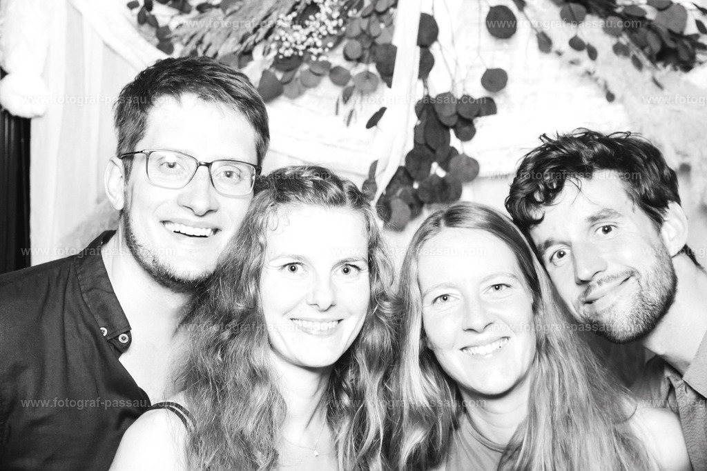 IMG_0112 | Hier finden Sie die Online Foto-Galerie von fotograf-passau.com und marius-handrugan.de. Suchen Sie sich direkt Ihre Lieblingsbilder aus, ob als Ausdruck oder Download. - Realisiert mit Pictrs.com