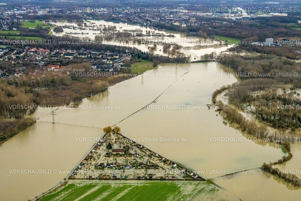Luenen231204608Lippe | Luftbild vom Hochwasser der Lippe, Weihnachtshochwasser 2023, Fluss Lippe tritt nach starken Regenfällen über die Ufer, Überschwemmungsgebiet Kleingartenverein KGV Grüne Insel, Dreieckform, Waltrop, Ruhrgebiet, Nordrhein-Westfalen, Deutschland