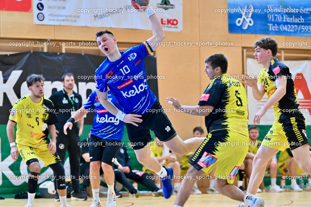SC Ferlach vs. Bregenz Handball | #10 Perkusic Toni SC Ferlach, #6 MAHR Markus Bregenz Handball, #24 ULMER Lukas Bregenz Handball, SC Ferlach vs. Bregenz Handball, SC Ferlach vs. Bregenz Handball am 28.09.2024 in Ferlach (Ballspielhalle Ferlach), Austria, (Photo by Bernd Stefan)