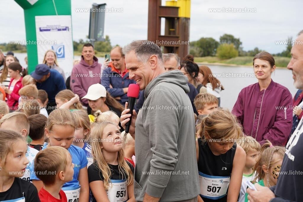 DSC05050 | Lichterlauf  - Realized with Pictrs.com