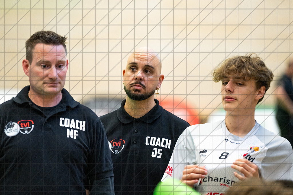 JBBL 24/25 | 27.10.2024 | Charisma Young Bulls vs. BBA Hagen | JBBL 24/25 | 27.10.2024 | Charisma Young Bulls vs. BBA Hagen - - - - - CREDIT, www.bullenfotos.de, Martin König, Hörner Weg 40, D-49078 Osnabrück, +4917663732967, Nutzung und Weitergabe nur zu den vereinbarten Zwecken. Presseanfragen an Urheber. Alle Rechte beim Urheber. - - - - - - Realisiert mit Pictrs.com