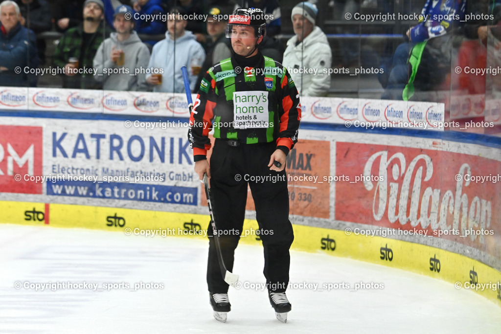 EC IDM WÄRMEPUMPEN VSV vs. Steinbach Black Wings Linz | NIKOLIC MANUEL Referee, EC IDM WÄRMEPUMPEN VSV vs. Steinbach Black Wings Linz, EC IDM WÄRMEPUMPEN VSV vs. Steinbach Black Wings Linz am 04.03.2026 in Villach (Stadthalle Villach), Austria, (Photo by Bernd Stefan)
