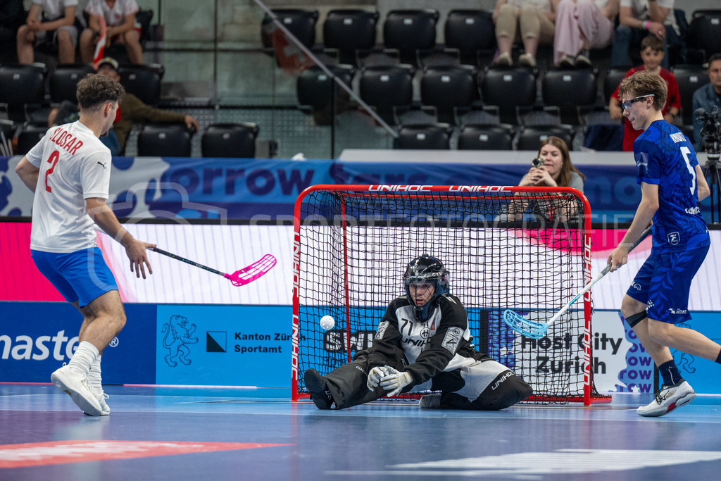 2025 Men's U19 WFC - Finland v Czechia | Miroslav Kovařík (#71, Czechia) during 2025 Men's U19 WFC, Switzerland: 04.05.2025, Zürich, Swiss Life Arena.Event page: <a href="https://www.u19wfc2025.ch/">www.u19wfc2025.ch</a>Credit: Markus Aeschimann, <a href="https://markus-aeschimann.ch">markus-aeschimann.ch</a>Instagram: <a href="https://instagram.com/sportfotografie.aeschimann">@sportfotografie.aeschimann</a> - Realisiert mit Pictrs.com